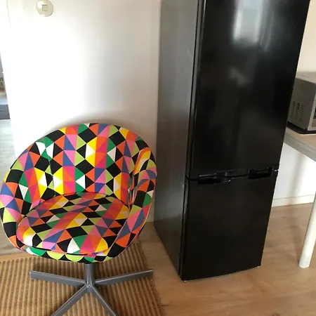 Beautiful New Central 3 Bedroom For 6 Guests Düsseldorf
